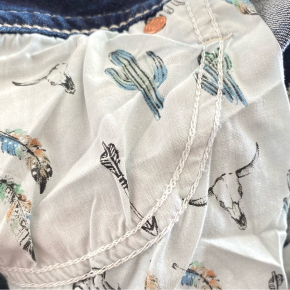 Miss Me Women's Jeans 31X34 Mid-Rise Bootcut Aztec Embroidered Diamond NWT - Picture 11 of 14